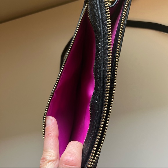 Nicole by Nicole Miller Black Crossbody Purse - Picture 5 of 7